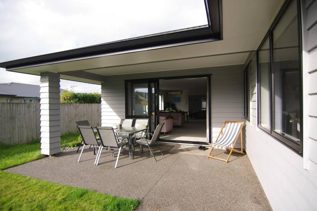 House In Hamilton Exterior foto
